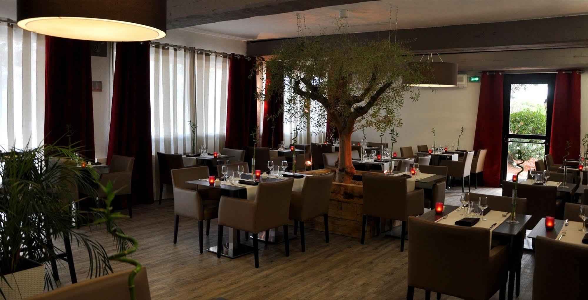 Logis Hotel & Restaurant L'Etape Bouc Bel Air - Gardanne Exterior photo
