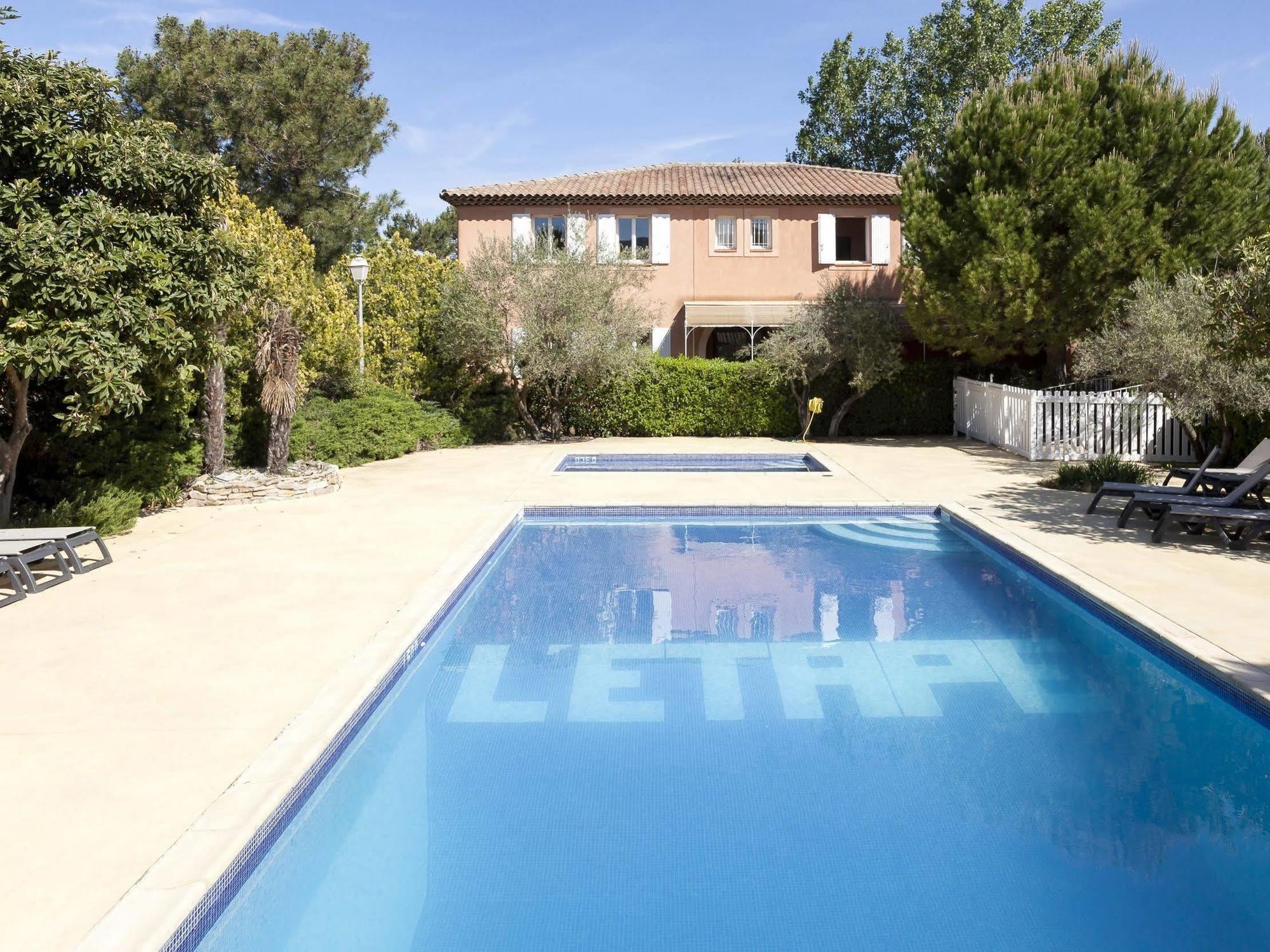 Logis Hotel & Restaurant L'Etape Bouc Bel Air - Gardanne Exterior photo